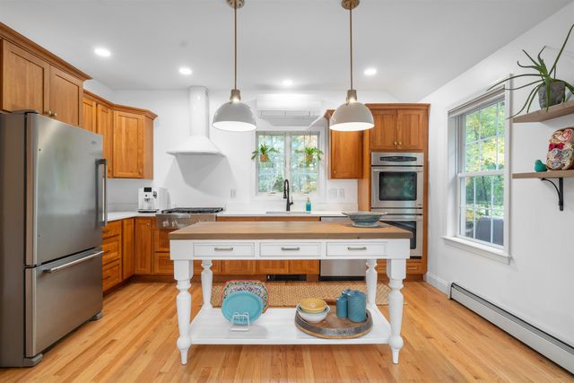 14 Hilton Drive, Newmarket, NH 03857