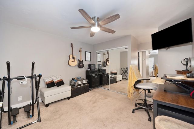 3175 Swallows Nest Dr, Sacramento, CA 95833