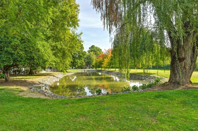 3175 Swallows Nest Dr, Sacramento, CA 95833