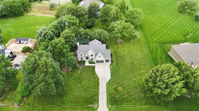 17840 Garnett Street, Overland Park, KS 66221