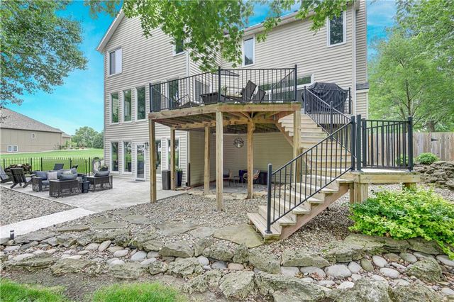 17840 Garnett Street, Overland Park, KS 66221