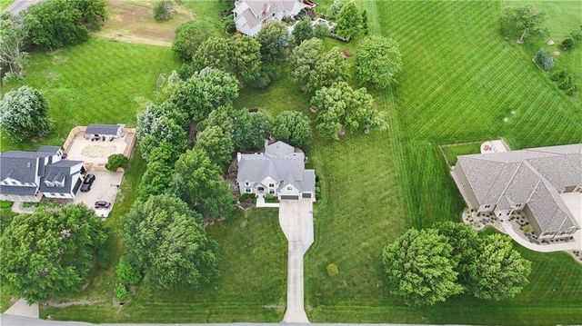 17840 Garnett Street, Overland Park, KS 66221