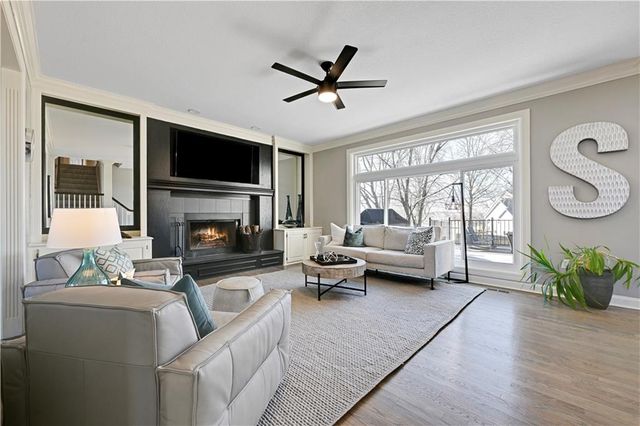 17840 Garnett Street, Overland Park, KS 66221