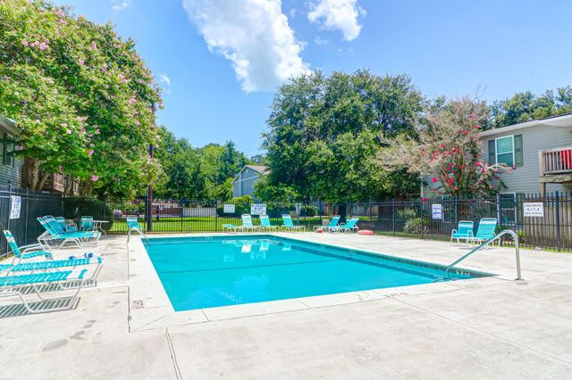 1402 Camp Road 7a, Charleston, SC 29412