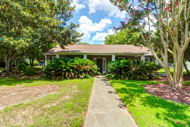 1402 Camp Road 7a, Charleston, SC 29412