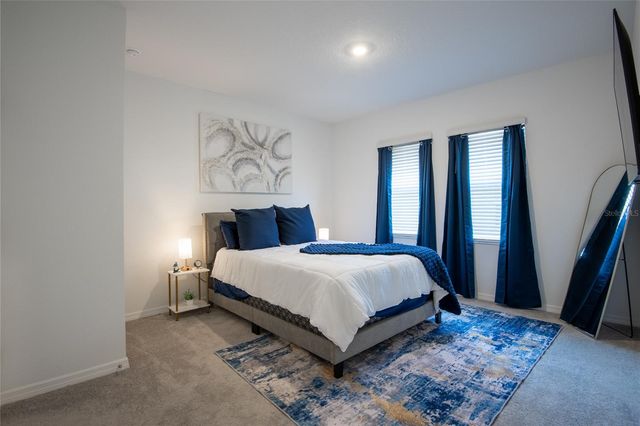 10807 E FORT WHITE COURT, Tampa, FL 33647