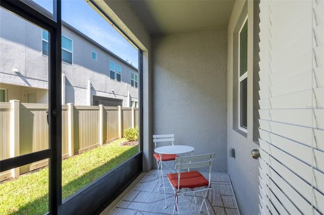 10807 E FORT WHITE COURT, Tampa, FL 33647