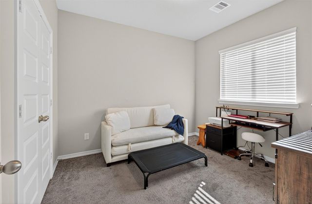 186 Lucky Manor Lane, La Porte, TX 77571