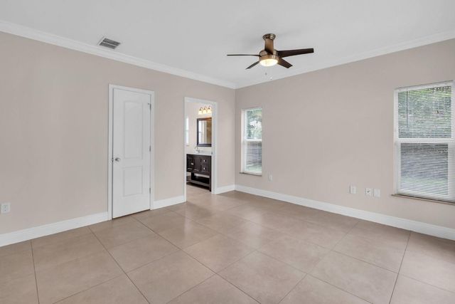 124 TUCKER AVENUE, Sarasota, FL 34232