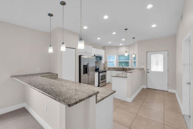 124 TUCKER AVENUE, Sarasota, FL 34232