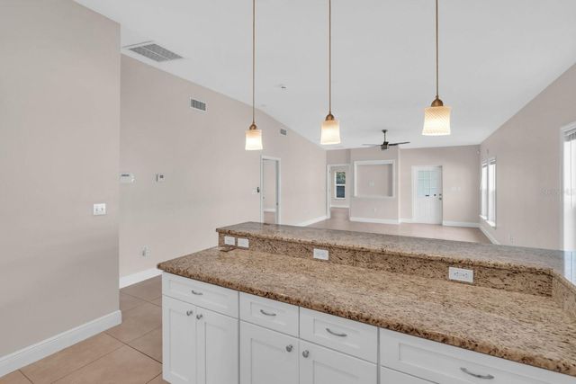 124 TUCKER AVENUE, Sarasota, FL 34232