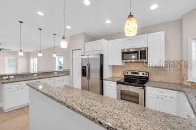 124 TUCKER AVENUE, Sarasota, FL 34232