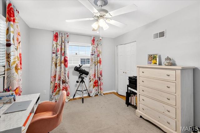 3228 Lin Tel Road, St Louis, MO 63125