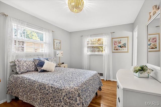 3228 Lin Tel Road, St Louis, MO 63125