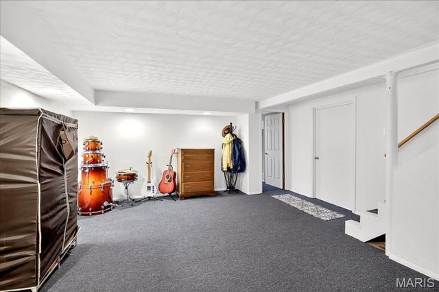 3228 Lin Tel Road, St Louis, MO 63125