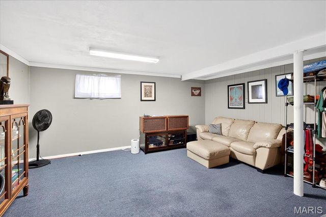 3228 Lin Tel Road, St Louis, MO 63125