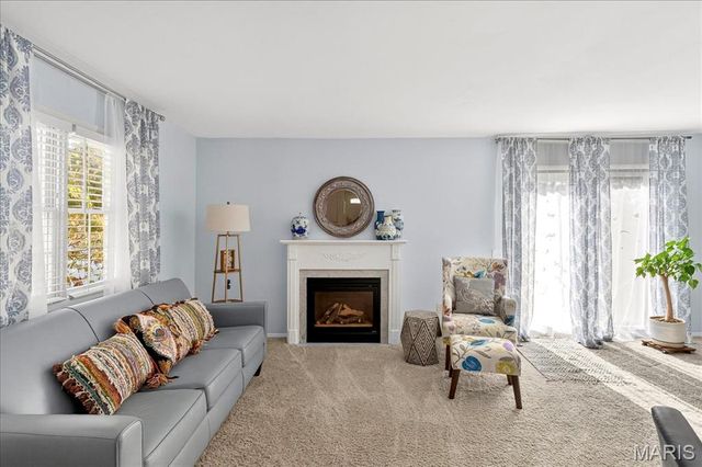 3228 Lin Tel Road, St Louis, MO 63125