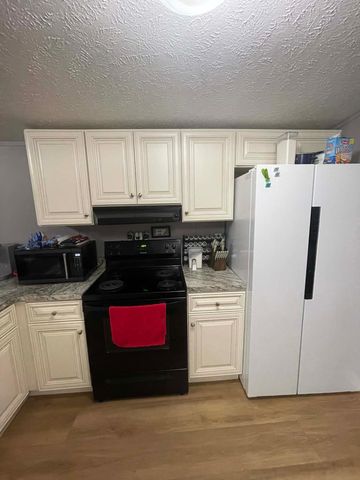 2003 Centerville Road, West Liberty, KY 41472