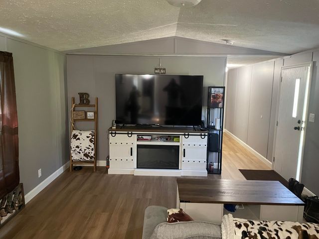 2003 Centerville Road, West Liberty, KY 41472