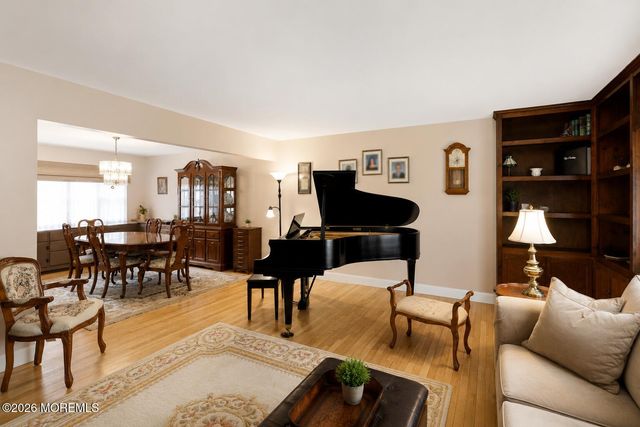 80 N Hope Chapel Road, Jackson, NJ 08527