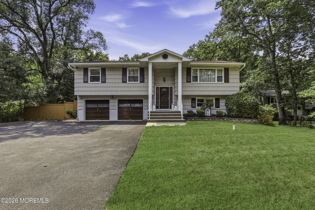 80 N Hope Chapel Road, Jackson, NJ 08527