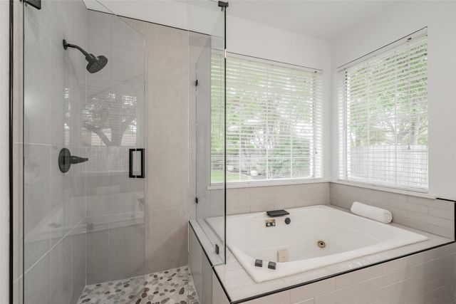 509 Aurora Drive, Euless, TX 76039
