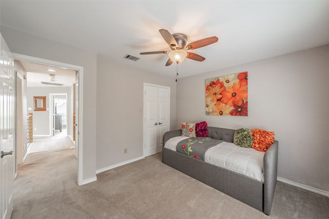 509 Aurora Drive, Euless, TX 76039