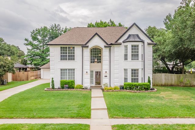 509 Aurora Drive, Euless, TX 76039
