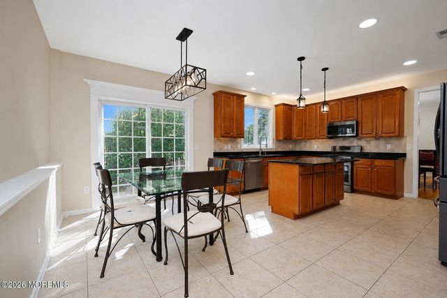 132 Adams Way, Jackson, NJ 08527