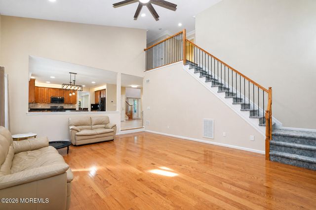132 Adams Way, Jackson, NJ 08527