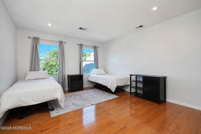 132 Adams Way, Jackson, NJ 08527