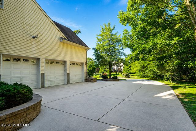 132 Adams Way, Jackson, NJ 08527