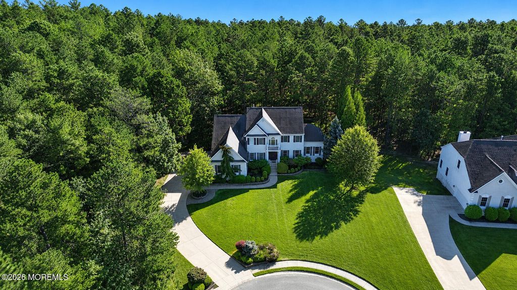 132 Adams Way, Jackson, NJ 08527