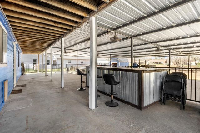 374 Harbor View Drive, Livingston, TX 77351