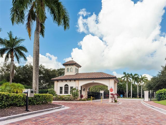 312 SE Via Sangro, Port St. Lucie, Port St Lucie, FL 34952