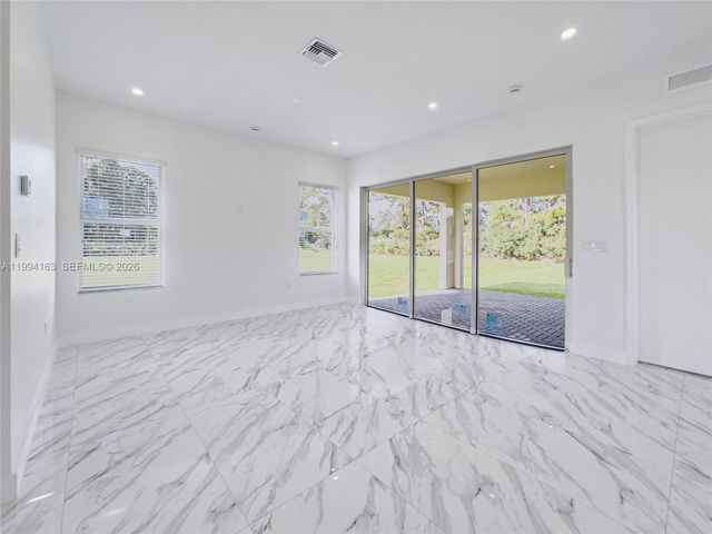 312 SE Via Sangro, Port St. Lucie, Port St Lucie, FL 34952