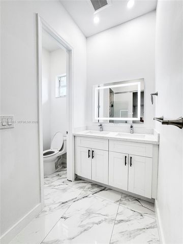 312 SE Via Sangro, Port St. Lucie, Port St Lucie, FL 34952