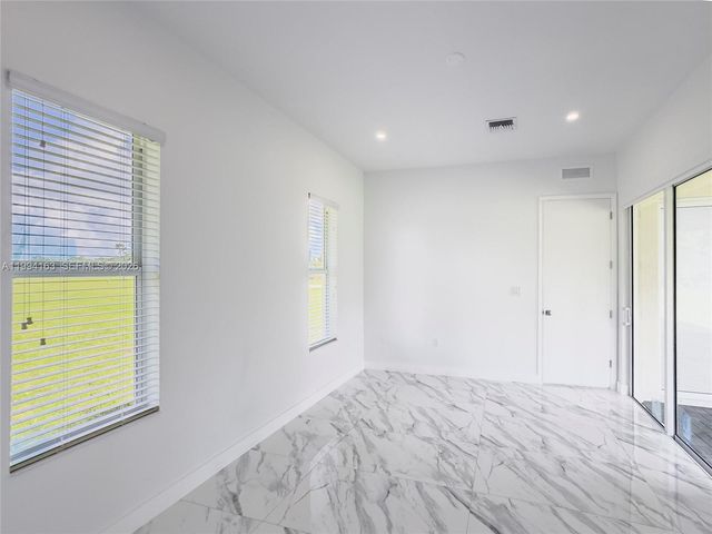 312 SE Via Sangro, Port St. Lucie, Port St Lucie, FL 34952
