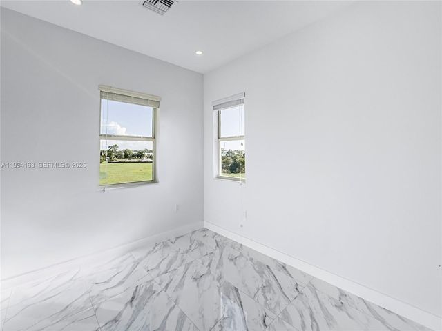 312 SE Via Sangro, Port St. Lucie, Port St Lucie, FL 34952