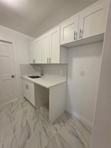 99-04 57th Avenue 6C, Corona, NY 11368