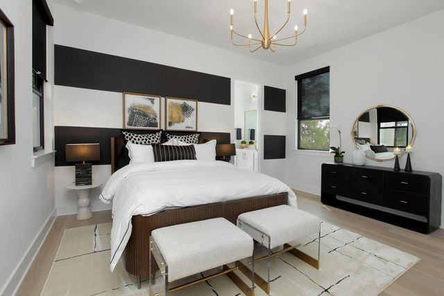 122 Crosswater LN, Dripping Springs, TX 78620