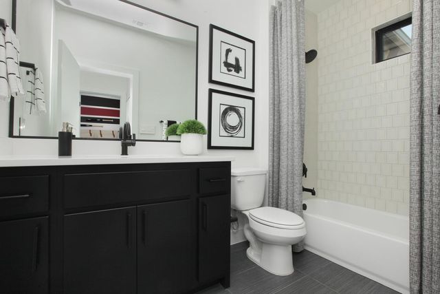 122 Crosswater LN, Dripping Springs, TX 78620