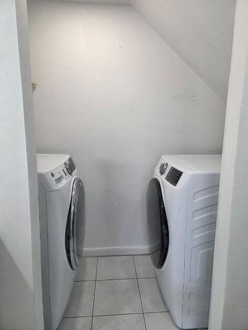 810 Sandtree Drive, Palm Beach Gardens, FL 33403