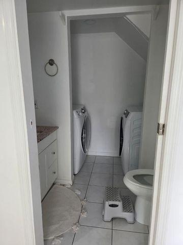 810 Sandtree Drive, Palm Beach Gardens, FL 33403