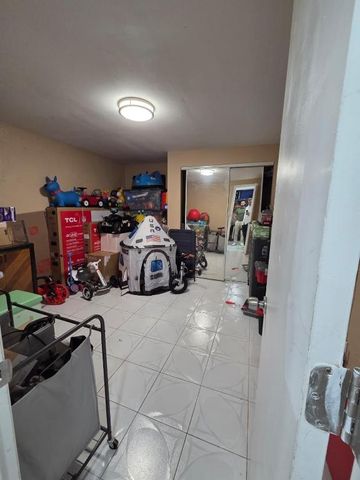 810 Sandtree Drive, Palm Beach Gardens, FL 33403