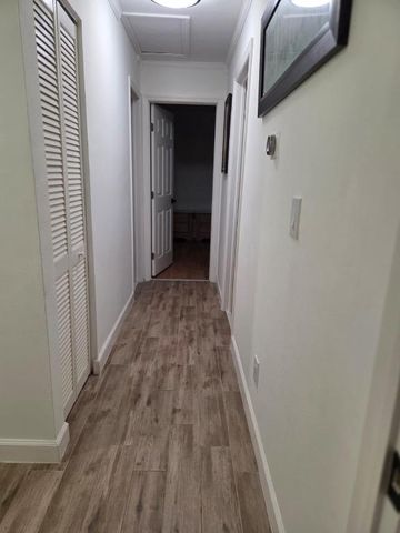 810 Sandtree Drive, Palm Beach Gardens, FL 33403