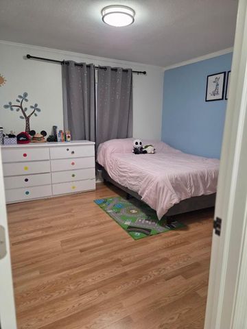 810 Sandtree Drive, Palm Beach Gardens, FL 33403