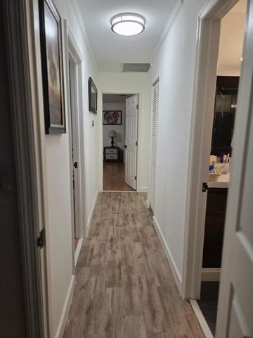 810 Sandtree Drive, Palm Beach Gardens, FL 33403