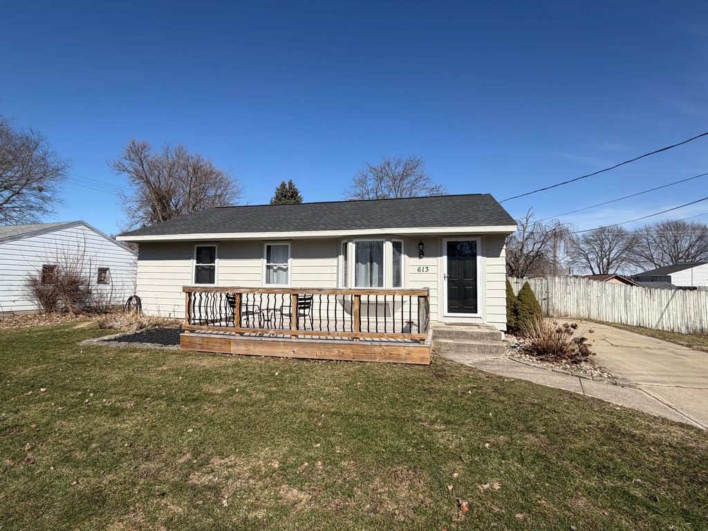 613 B & L Drive, Schoolcraft Vllg, MI 49087