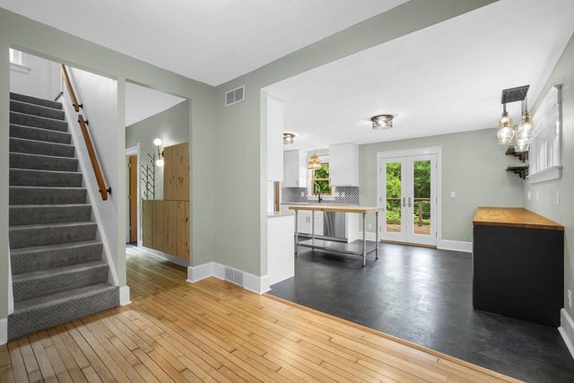 1040 Summer STREET, West Bend, WI 53090